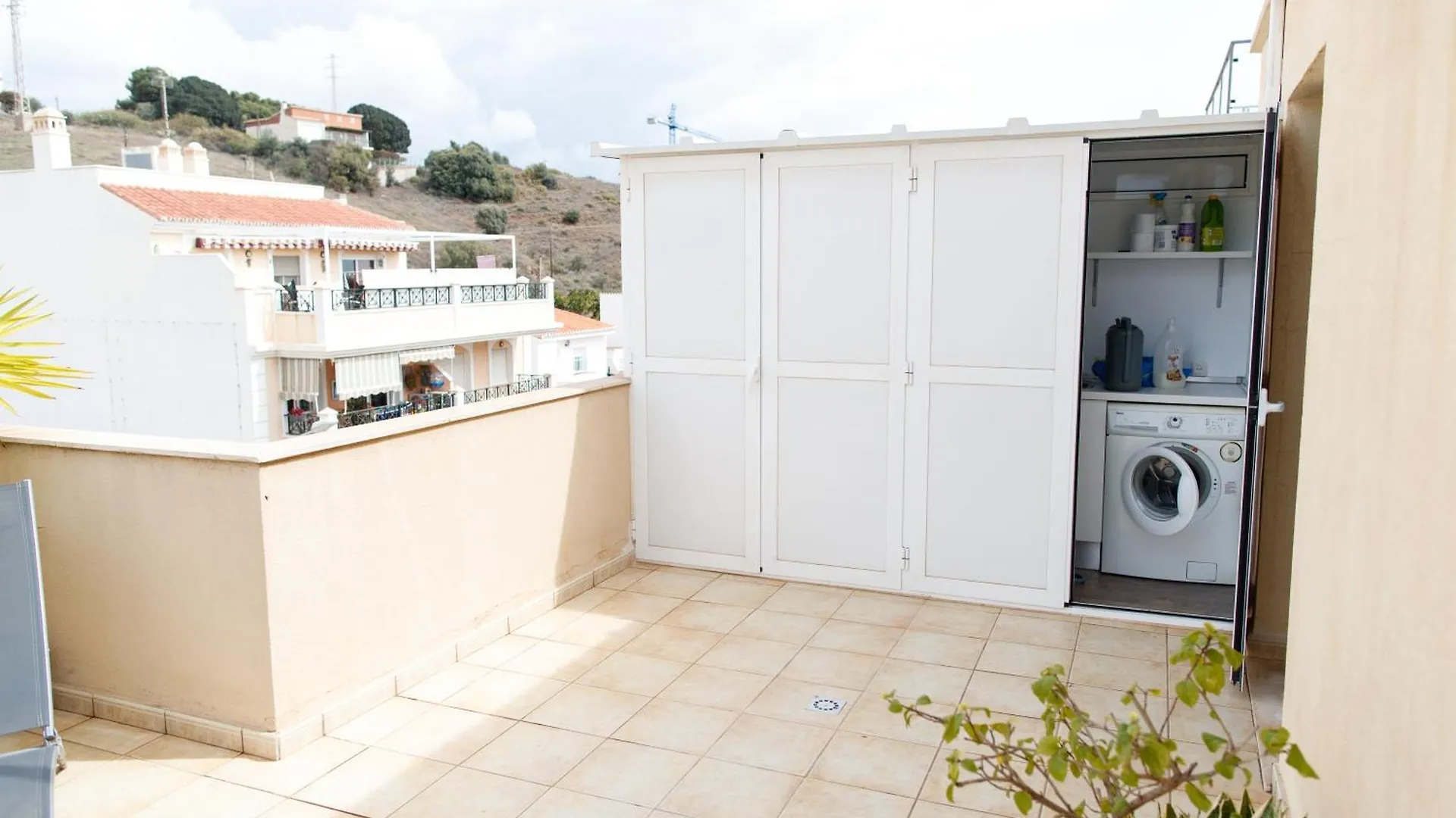 Apartamento Aire De Mar, Top Floor Flat With Sea Views And Two Terraces Caleta De Velez Spain